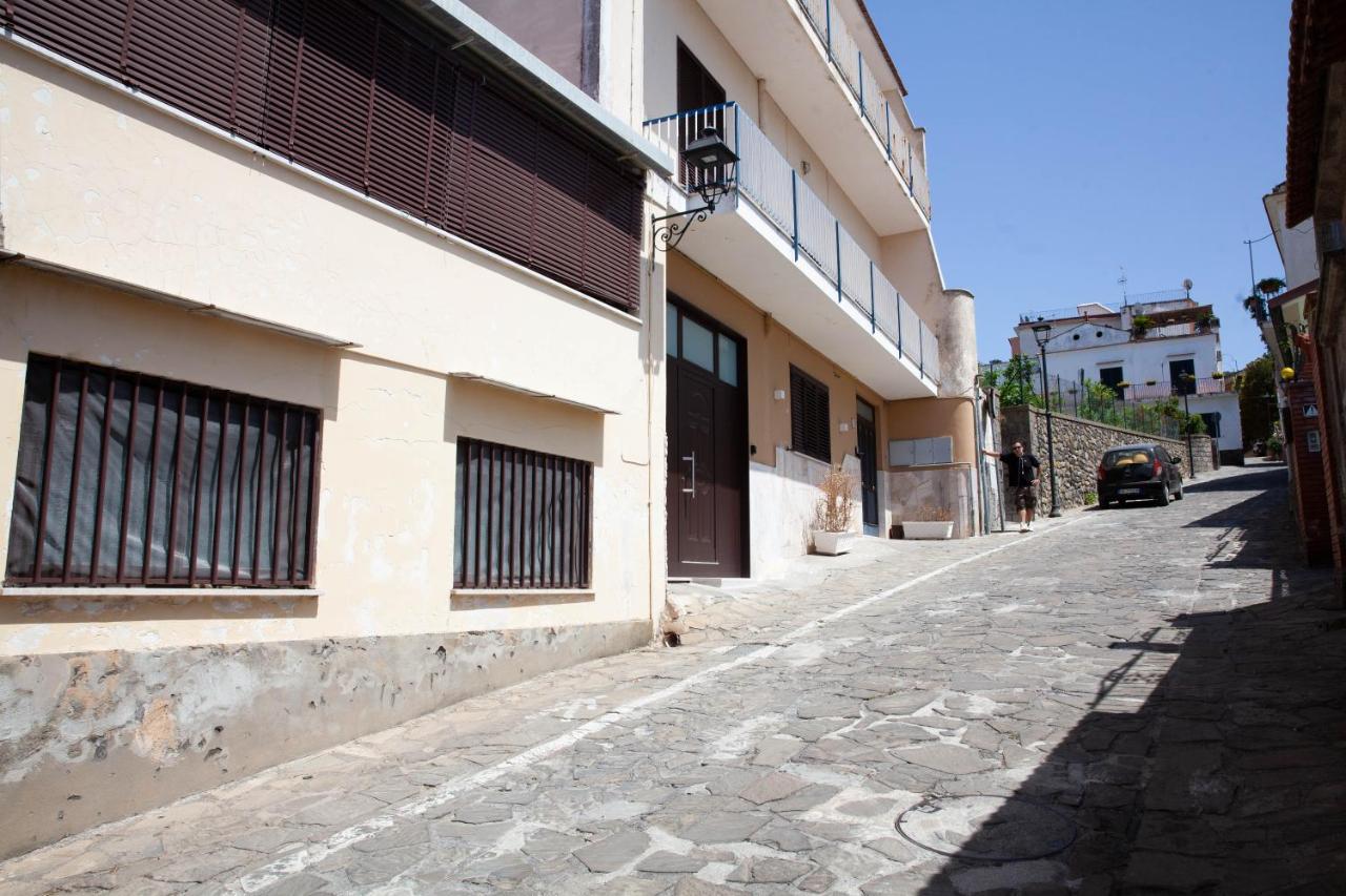 Little House - Massa Lubrense Sorrento Apartment Luaran gambar